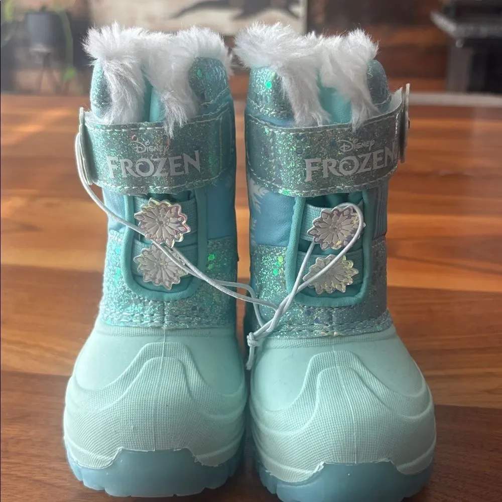 NEW Disney Frozen Lightup Faux Fur Light Blue Winter Boots Baby Size 6